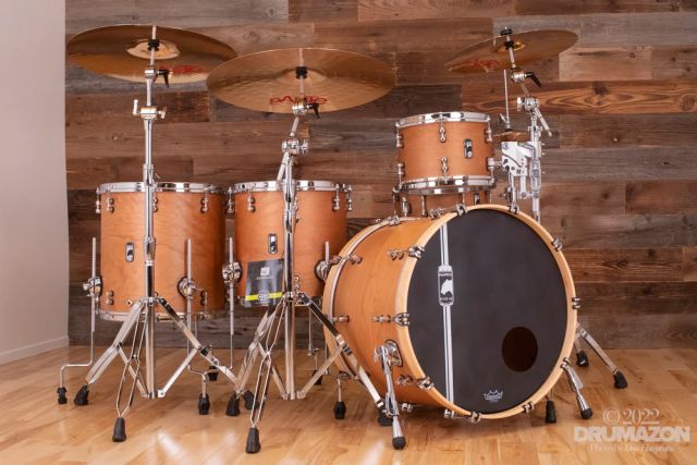 Design Lab Cherry Bomb - Natural Satin