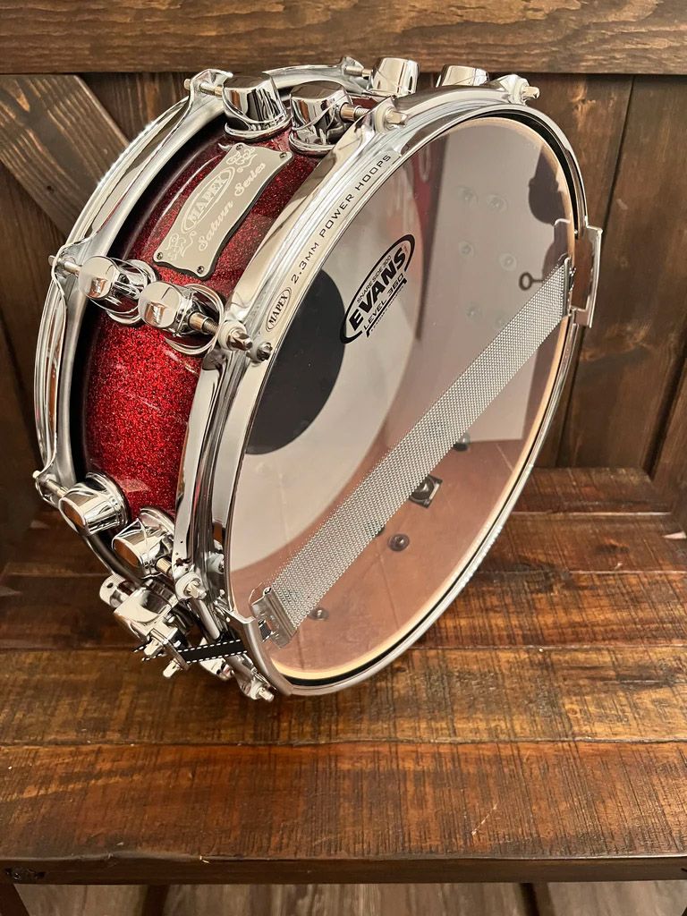 14"x5.5" Saturn Supernova Red Burst. Photo - DrumPickers