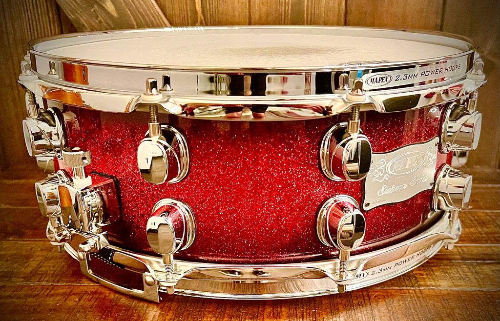 14"x5.5" Saturn Supernova Red Burst. Photo - DrumPickers