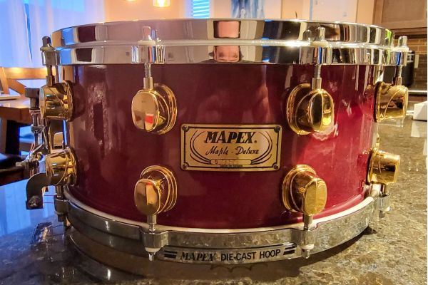 14 x 6.5 Maple Deluxe - Transparent Red