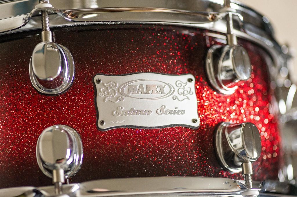 13"x5.5" Saturn Supernova Red Burst. Photo - himi76