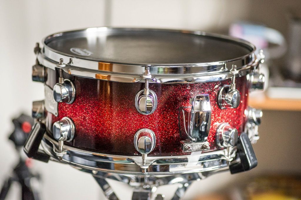 13"x5.5" Saturn Supernova Red Burst. Photo - himi76