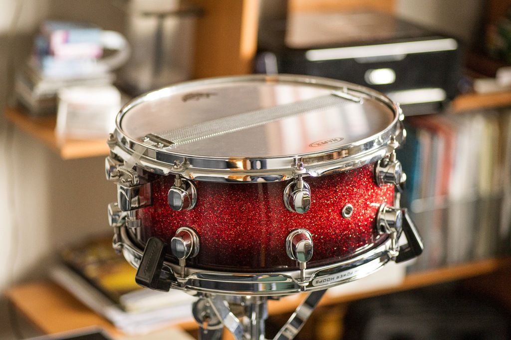 13"x5.5" Saturn Supernova Red Burst. Photo - himi76